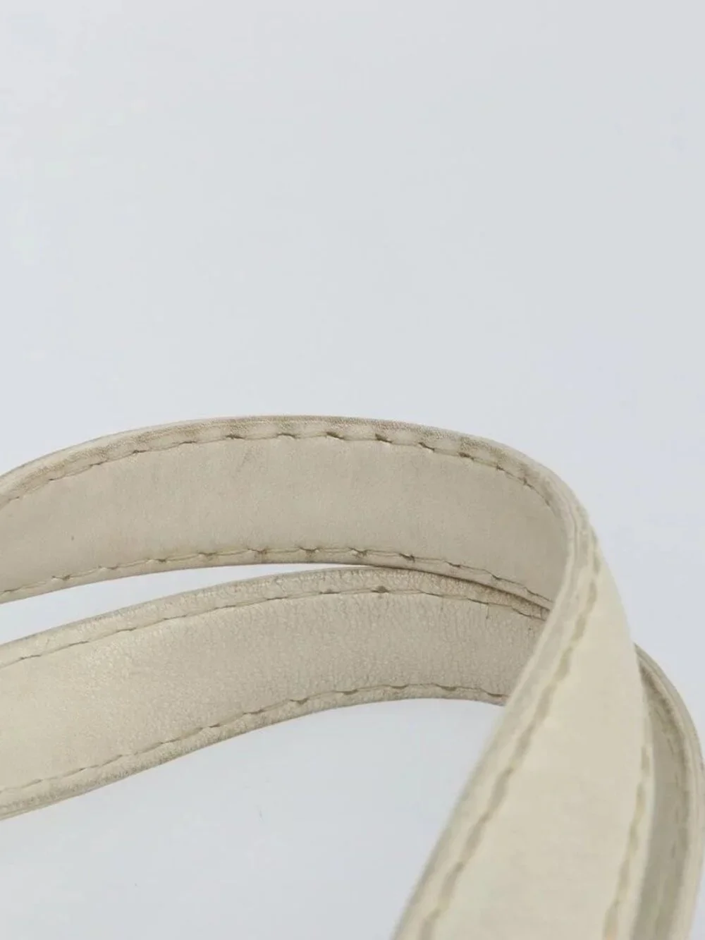 CHANEL Wild Stitch Hand Bag Leather White Gold CC Auth BA6858